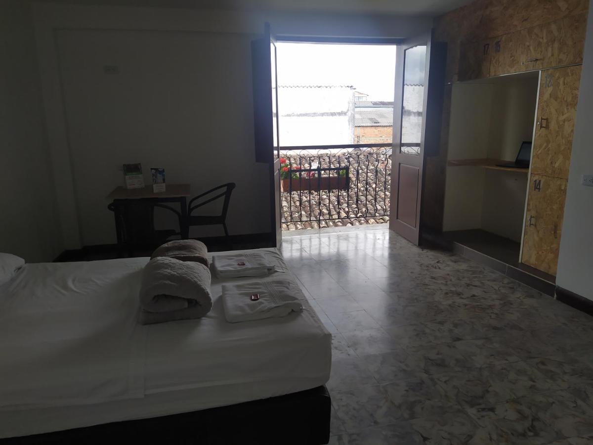 Les Balcons Hostel Popayan Εξωτερικό φωτογραφία